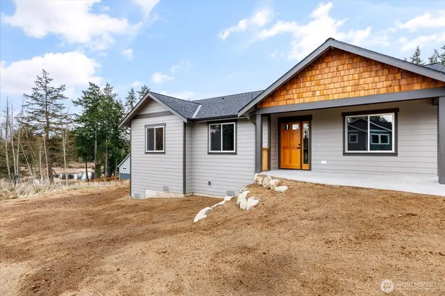 $699,500 | 4817 Lawrence Lane, Freeland, WA 98249