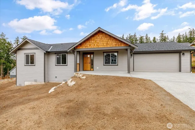 $699,500 | 4817 Lawrence Lane, Freeland, WA 98249