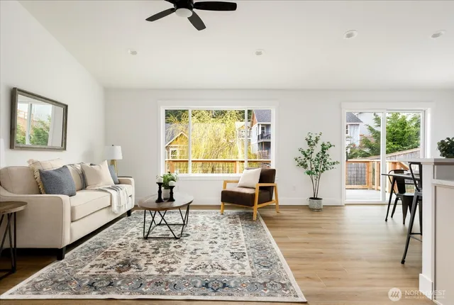 $699,500 | 4817 Lawrence Lane, Freeland, WA 98249