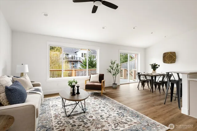 $699,500 | 4817 Lawrence Lane, Freeland, WA 98249