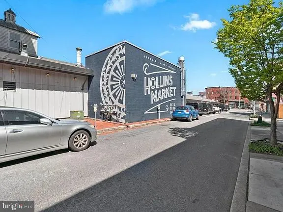 $1,099 | 869 Hollins Street, Baltimore, MD 21201