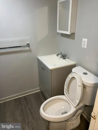 $1,099 | 869 Hollins Street, Baltimore, MD 21201