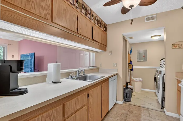 $250,000 | 13791 Oneida Drive, Unit C2, Delray Beach, FL 33446