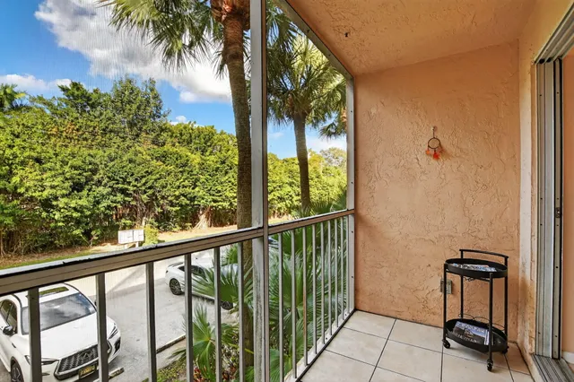$250,000 | 13791 Oneida Drive, Unit C2, Delray Beach, FL 33446