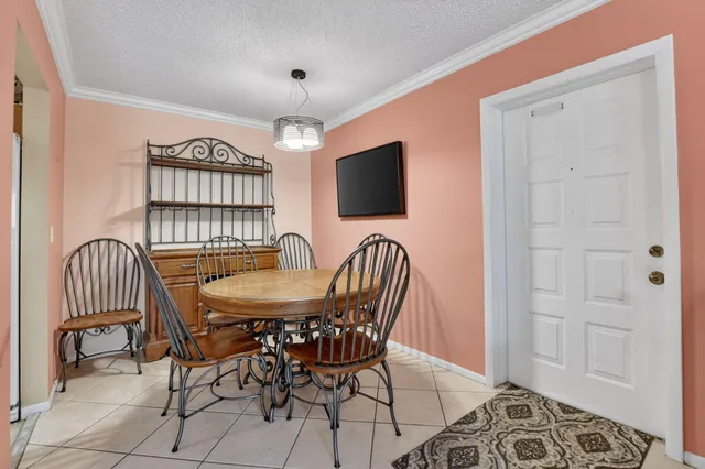 $250,000 | 13791 Oneida Drive, Unit C2, Delray Beach, FL 33446