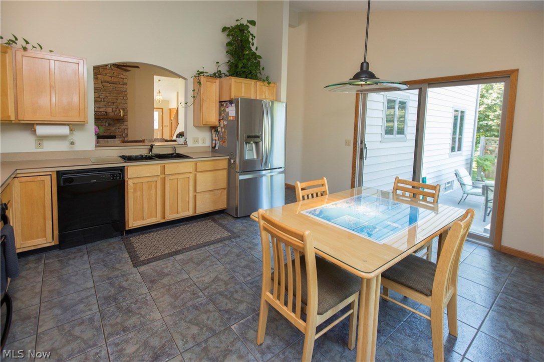 1013 Lakeview Road Huron, OH 44839 - Photo 13 of 35 Gallery Image 13