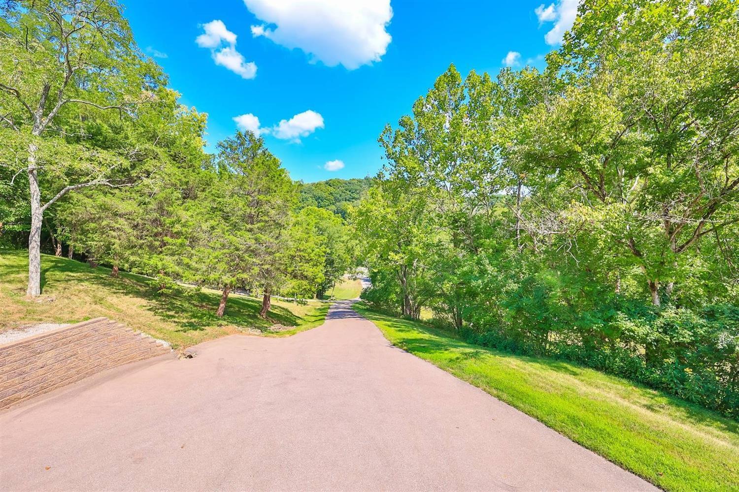2753 8 Mile Road Cincinnati, OH 45244 - Photo 39 of 50 Gallery Image 39
