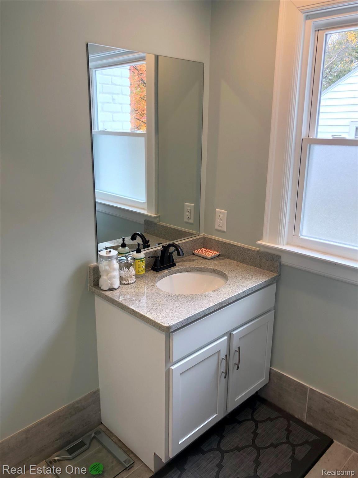 862 Westchester Road Grosse Pointe, MI 48230 - Photo 21 of 35 20.jpg