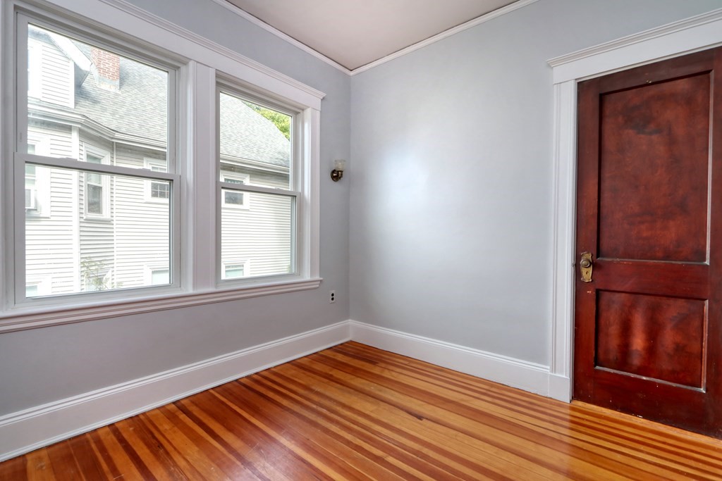 59 Manthorne Road Boston, MA 02132 - Photo 8 of 22 Gallery Image 8