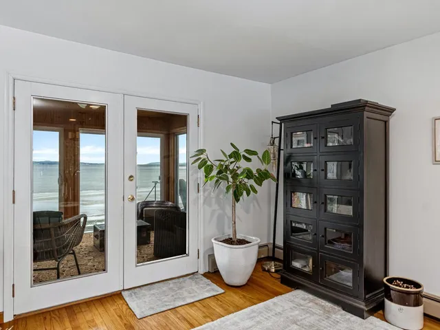 $1,675,000 | 283 Appletree Point Road, Burlington, VT 05408