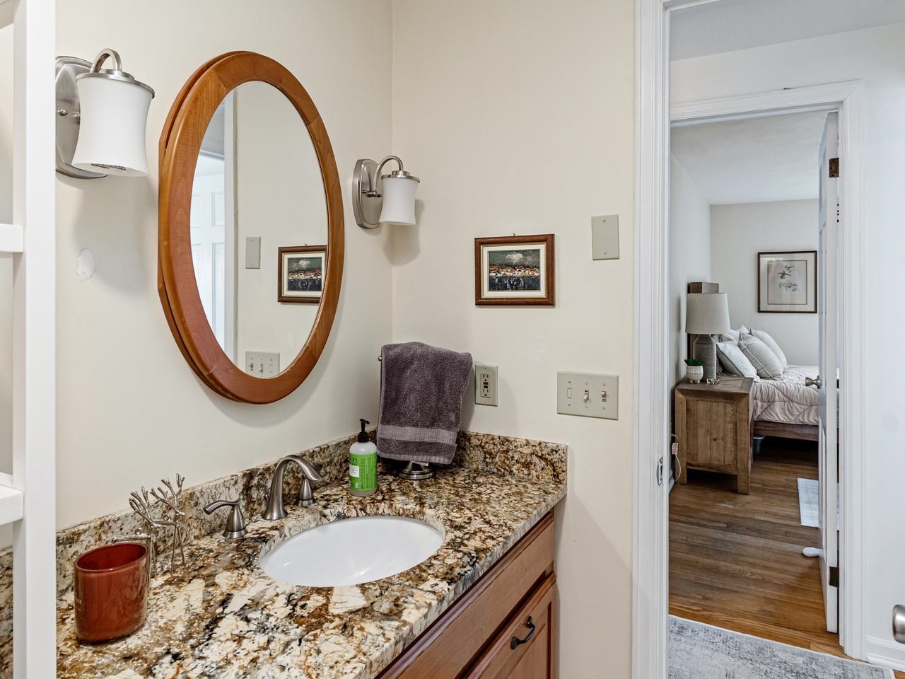 283 Appletree Point Road Burlington, VT 05408 - Photo 21 of 60