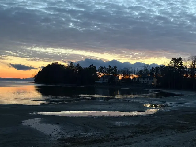 $1,675,000 | 283 Appletree Point Road, Burlington, VT 05408