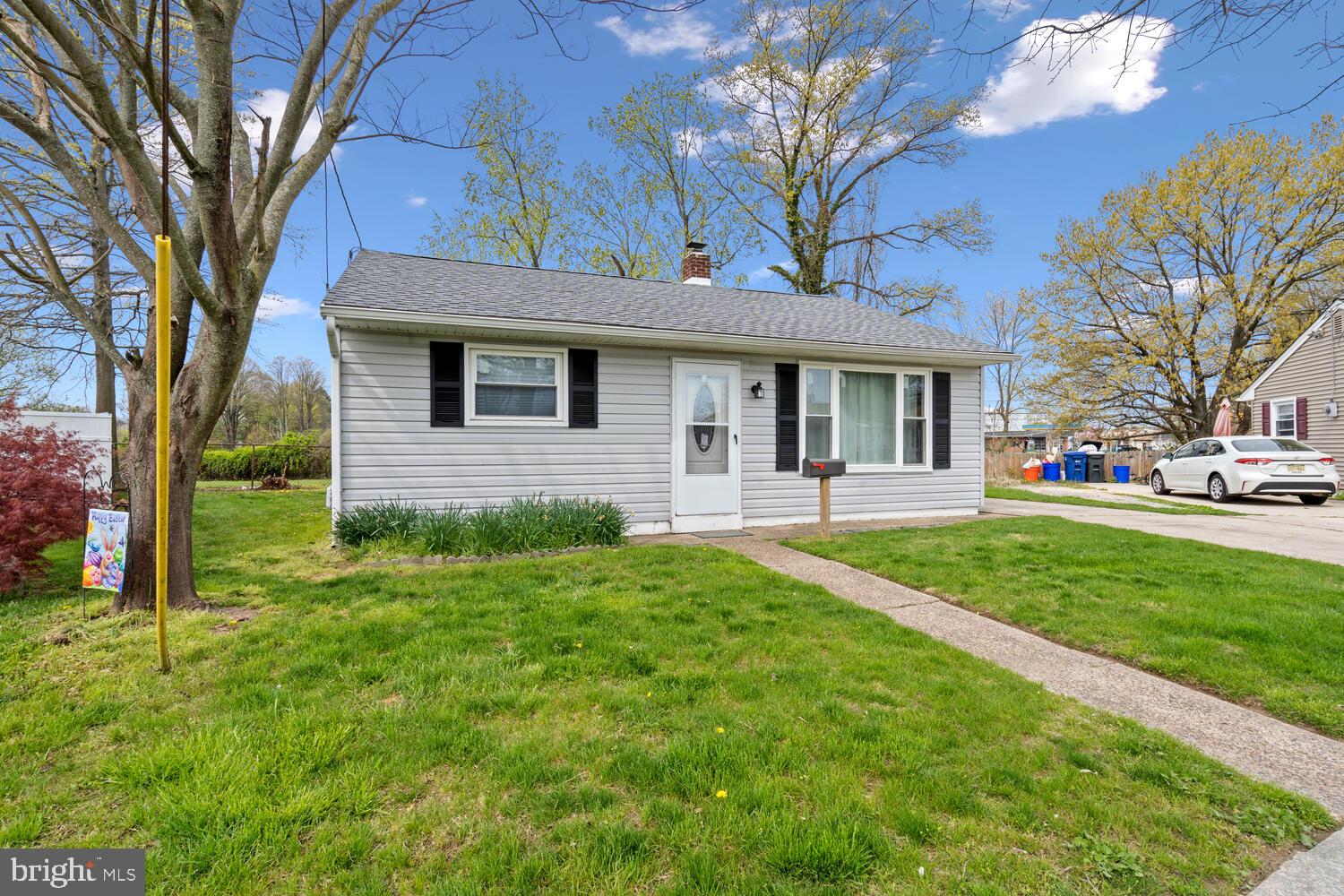 916 Mooney Road Burlington, NJ 08016 - Photo 2 of 26 Gallery Image 2