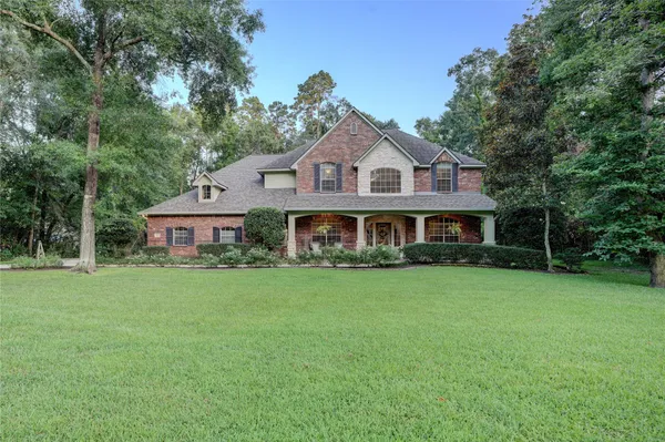 $835,000 | 8792 Sunset Heights Lane, Conroe, TX 77302