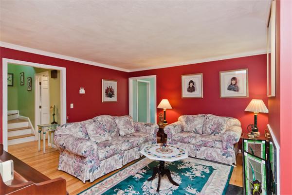24 Rebecca Road Newton, MA 02465 - Photo 5 of 14