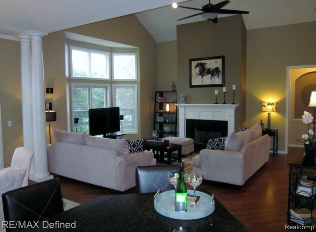2670 Monarch Court Rochester, MI 48306 - Photo 10 of 36