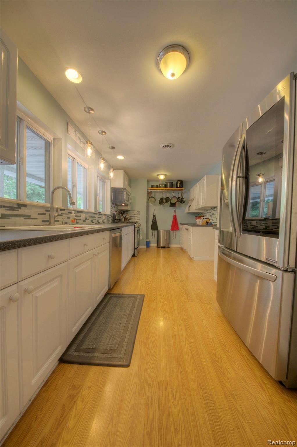 8247 Chilson Road Pinckney, MI 48169 - Photo 12 of 28 930A0019_20_21.jpg