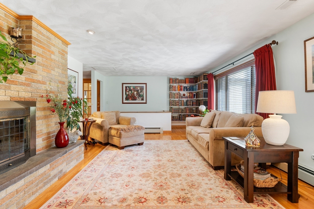 137 Catamount Road Tewksbury, MA 01876 - Photo 5 of 42 Gallery Image 5