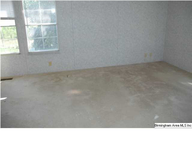 693 County Road 207 Jemison, AL 35085 - Photo 10 of 15