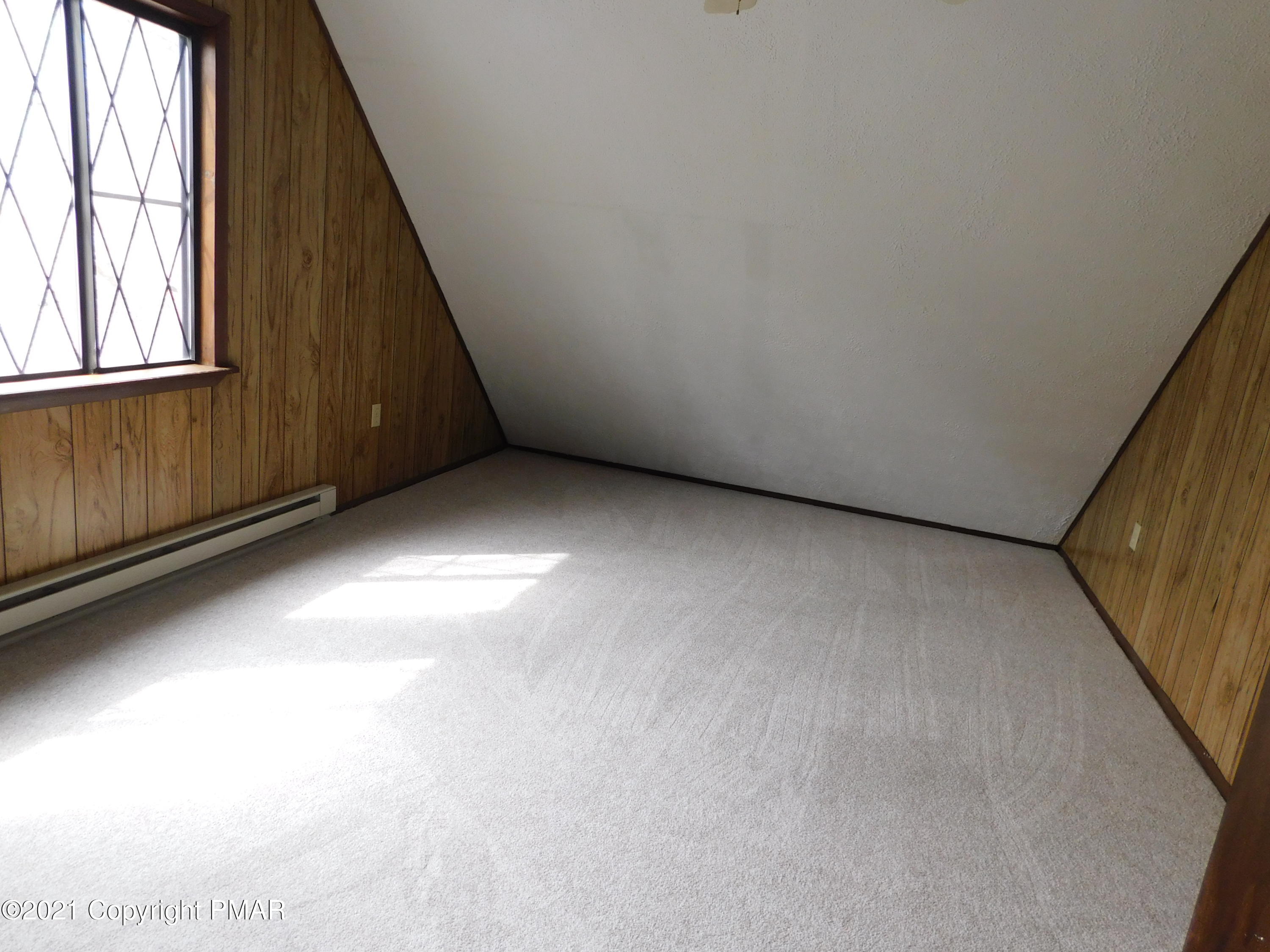 4386 Pine Ridge Drive East Bushkill, PA 18324 - Photo 16 of 36 bedroom 3
