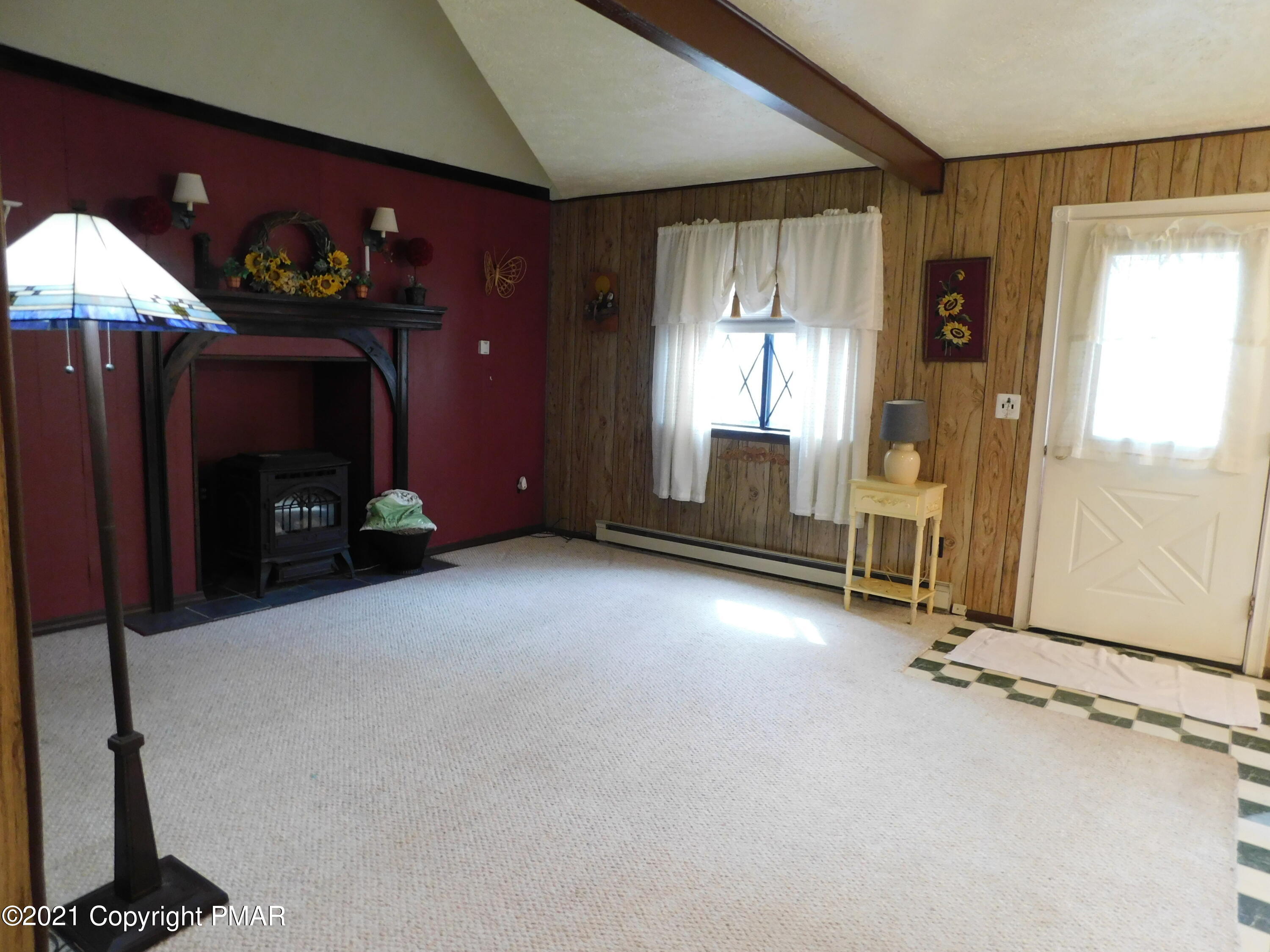 4386 Pine Ridge Drive East Bushkill, PA 18324 - Photo 2 of 36 living room
