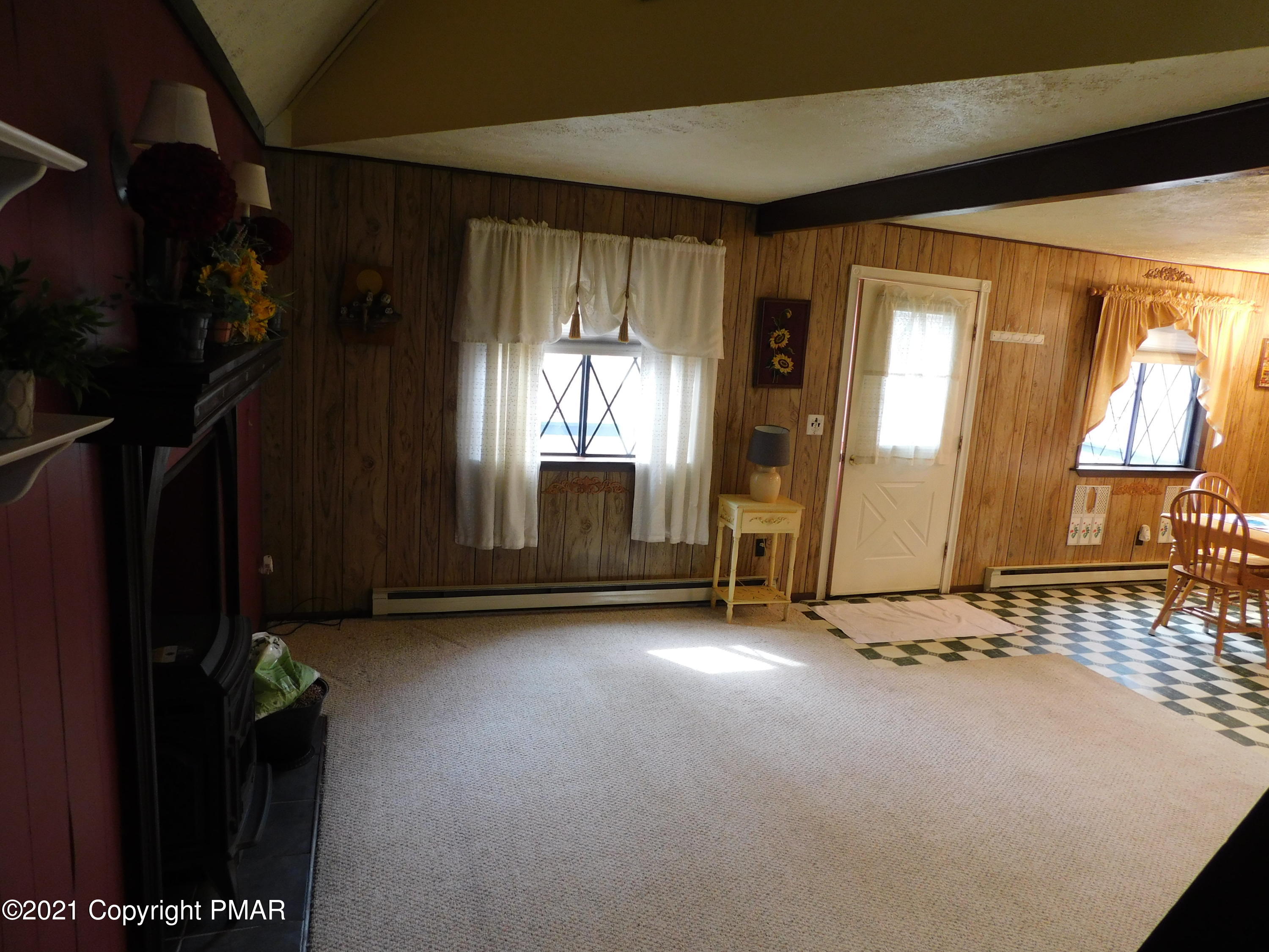 4386 Pine Ridge Drive East Bushkill, PA 18324 - Photo 34 of 36 open floor plan