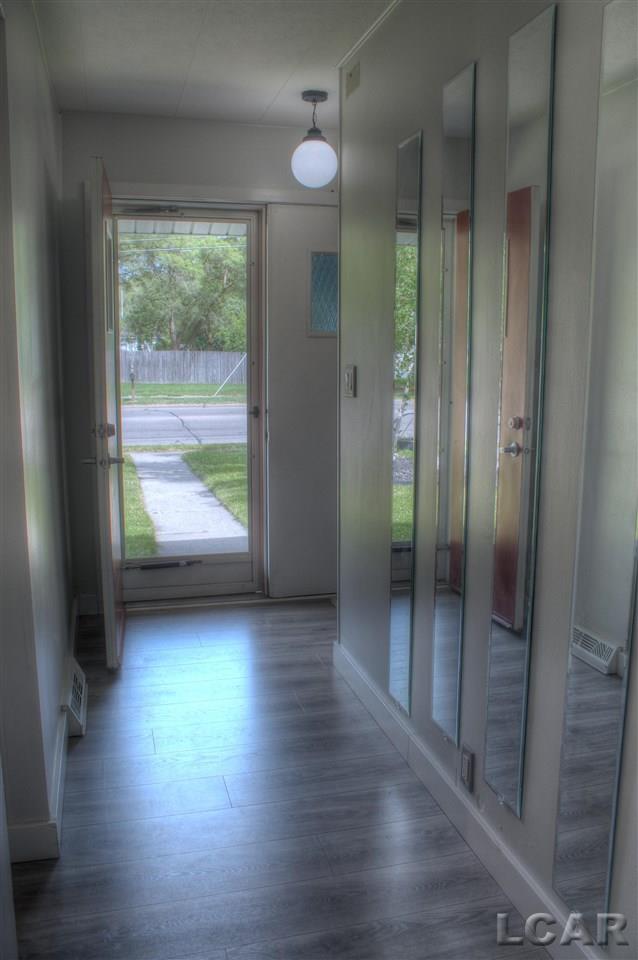703 South Occidental Road Tecumseh, MI 49286 - Photo 10 of 23 Gallery Image 10