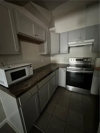 $1,150 | 1045 South Clinton Avenue, Rochester, NY 14620