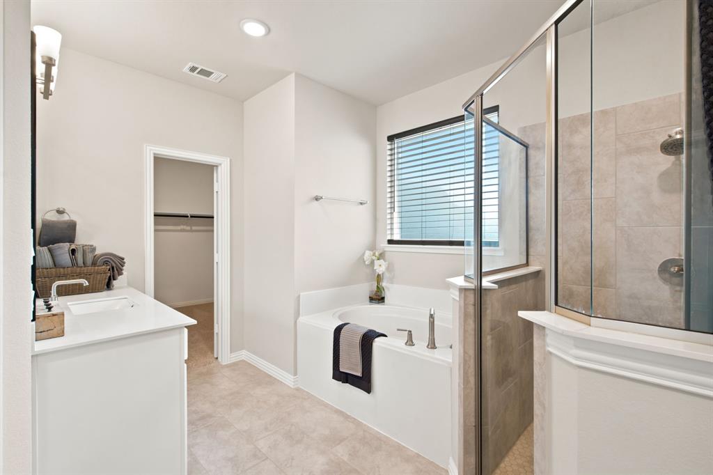 1128 Trinity Drive Springtown, TX 76082 - Photo 24 of 40