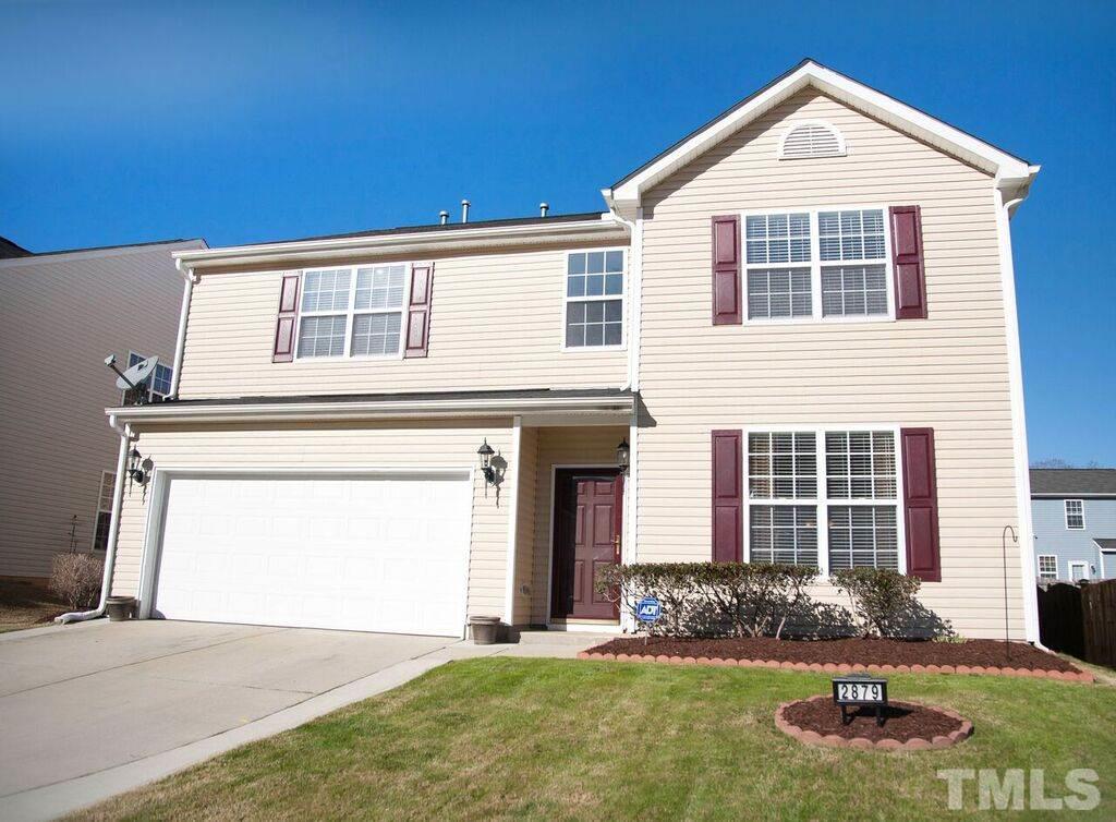 Well maintain home.  Recently powered washed.  Manicured yard!