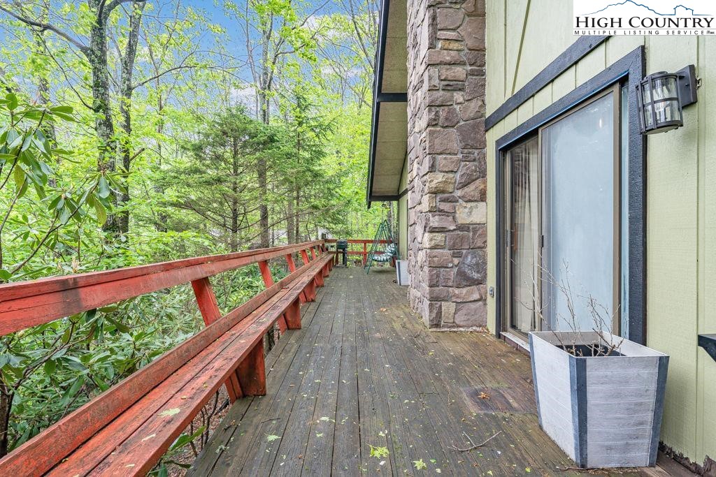 121 Club House Road Beech Mountain, NC 28604 - Photo 17 of 32 Gallery Image 17