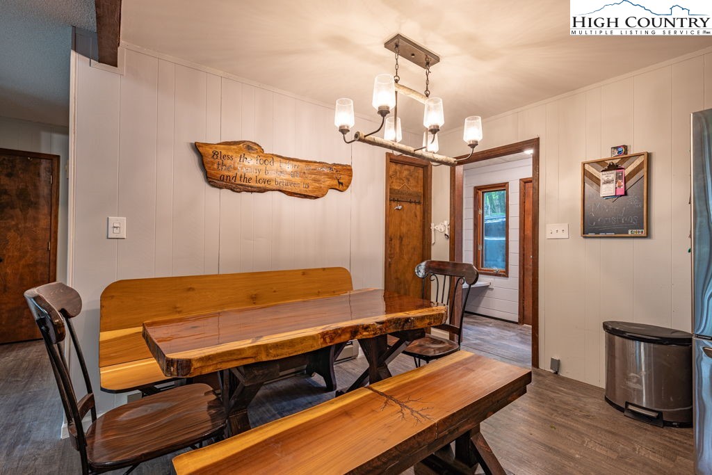 121 Club House Road Beech Mountain, NC 28604 - Photo 6 of 32 Gallery Image 6