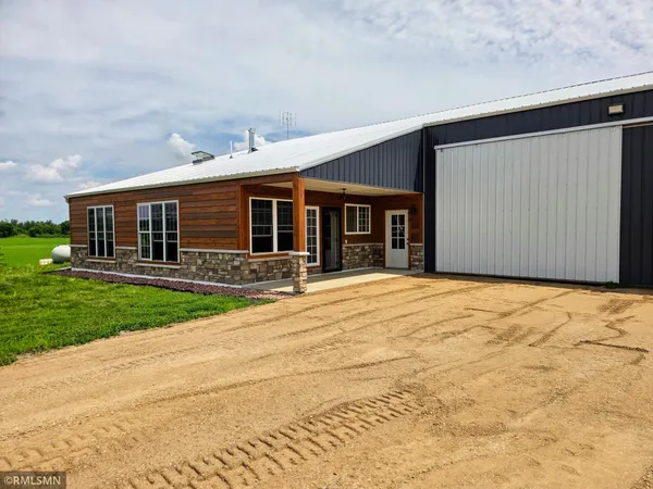 $1,200,000 | 18222 484th Lane, Waterville, MN 56096