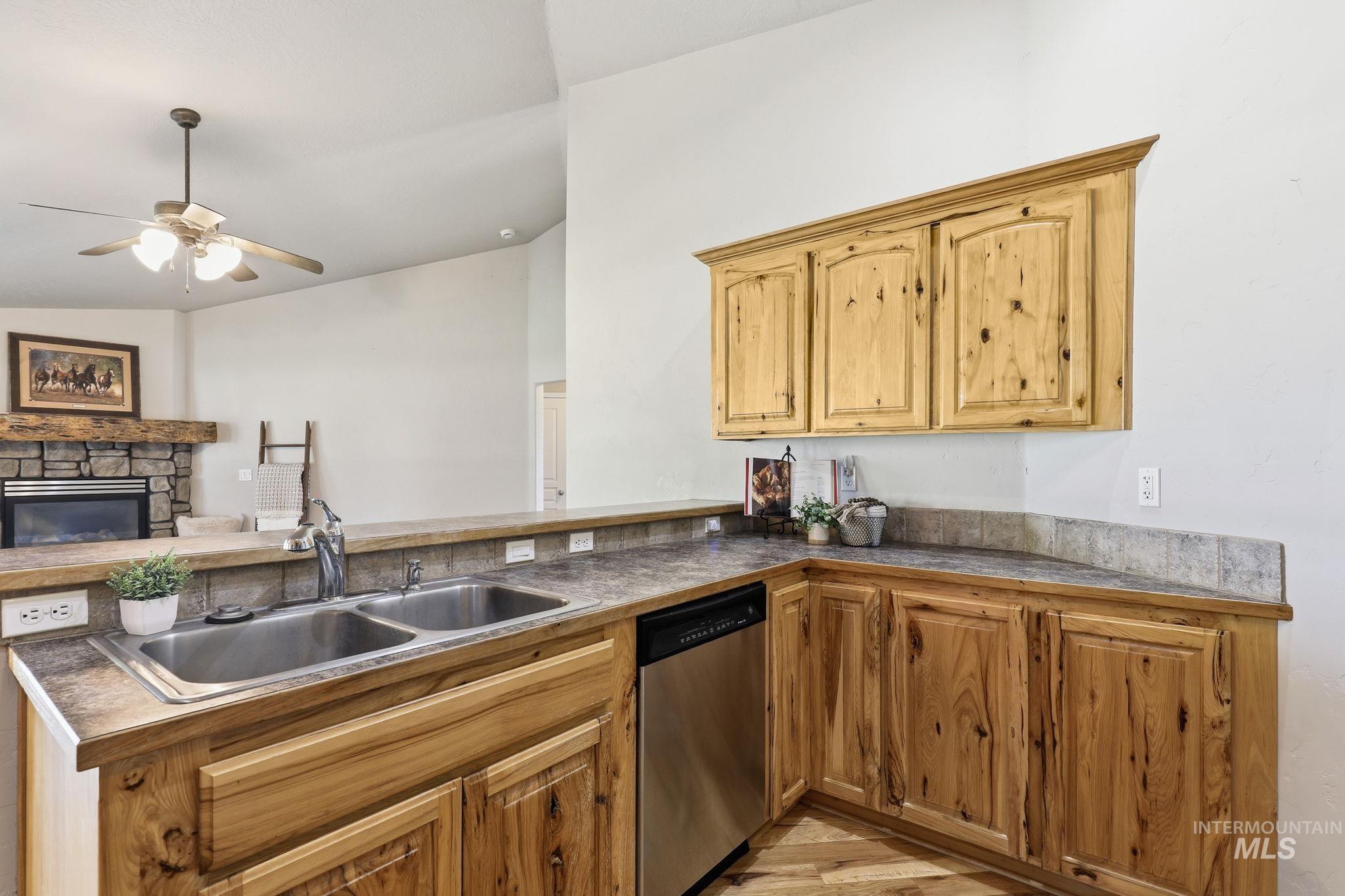 25009 Boise River Road Parma, ID 83660 - Photo 13 of 41