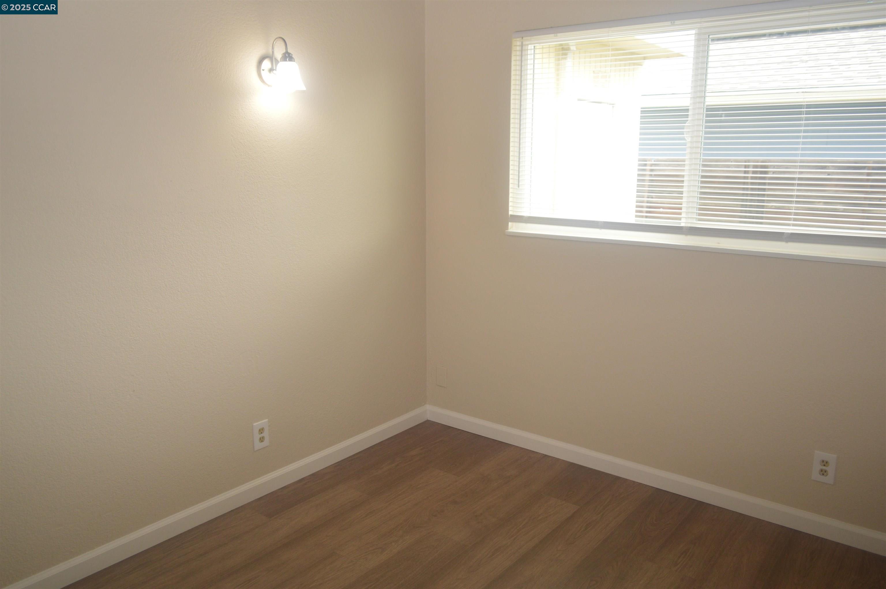 92 Beach Drive Bay Point, CA 94565 - Photo 14 of 19 an empty room with a window