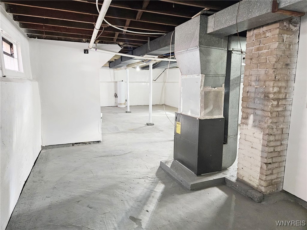 394 Olympic Avenue Buffalo, NY 14215 - Photo 18 of 49