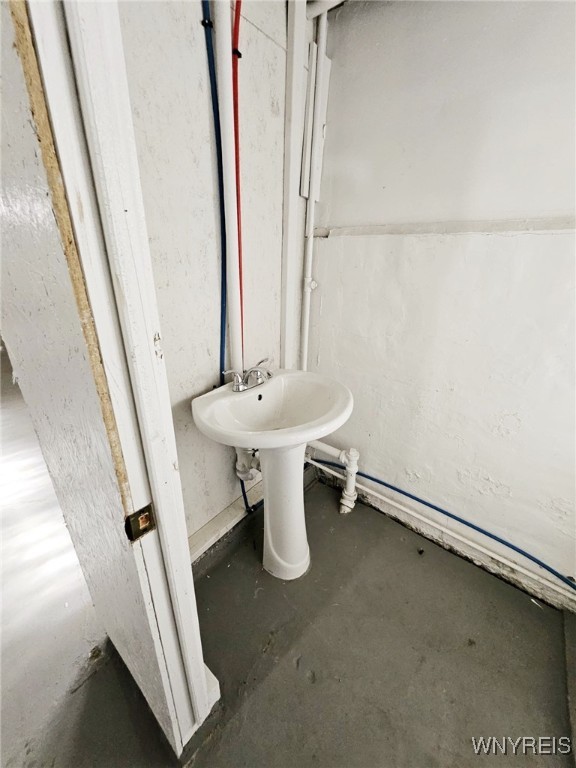 394 Olympic Avenue Buffalo, NY 14215 - Photo 33 of 49