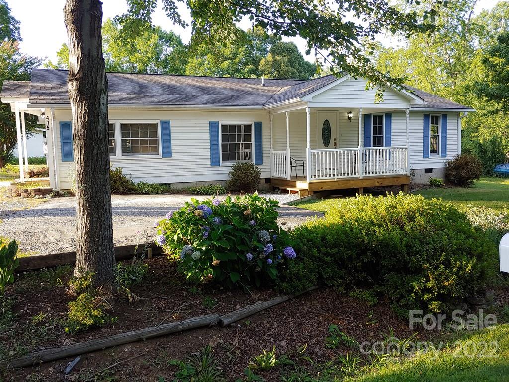 515 Jones Road Fletcher, NC 28732 - Photo 1 of 26 Gallery Image 1
