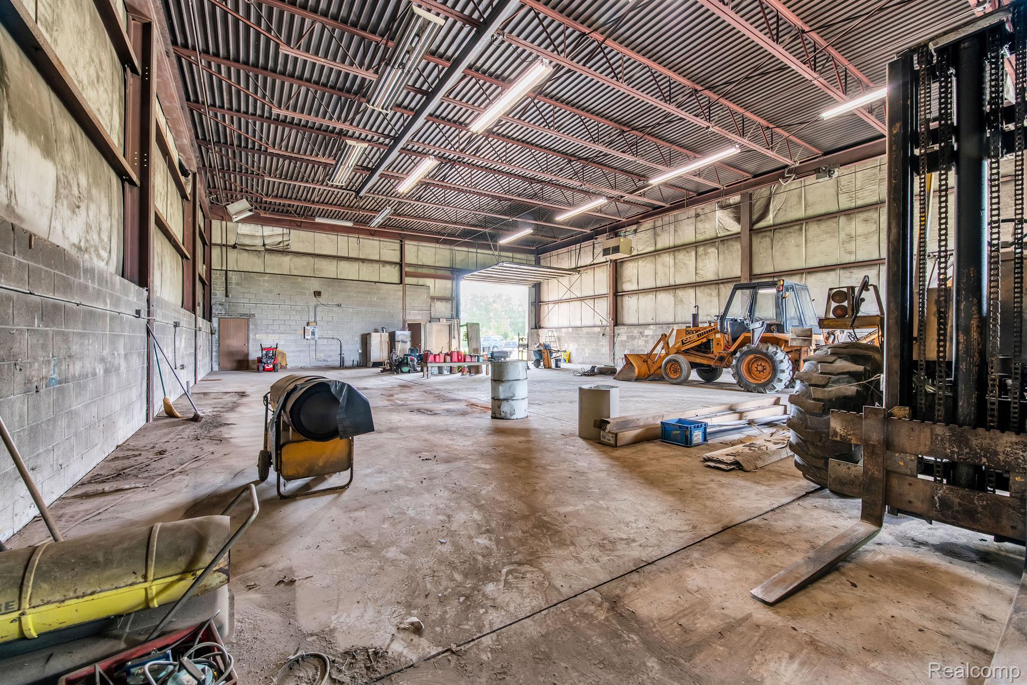 12225 Telegraph Road Carleton, MI 48117 - Photo 17 of 64 Gallery Image 17