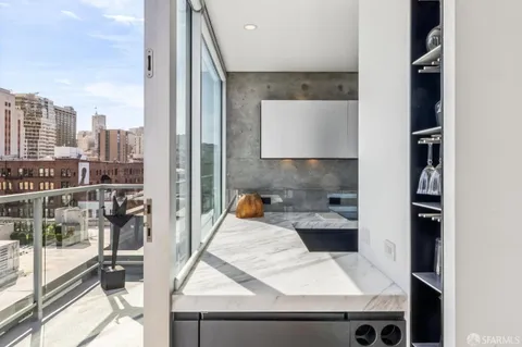 $4,995,000 | Front Street, San Francisco, CA 94111