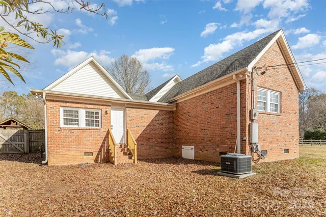 $489,900 | 7523 McWhirter Road, Mint Hill, NC 28227