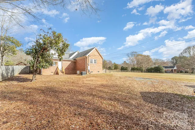 $489,900 | 7523 McWhirter Road, Mint Hill, NC 28227