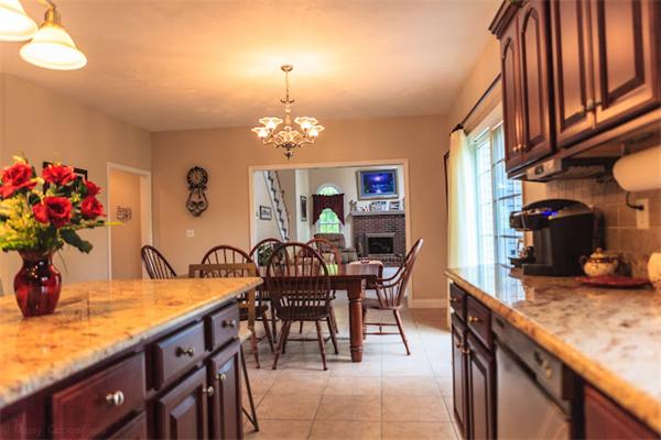 47 Acorn Road Easton, MA 02356 - Photo 10 of 26 Gallery Image 10
