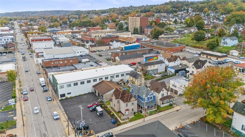 405 Main Street Coraopolis, PA 15108 - Photo 22 of 24 an aerial view of a city with lots of residential buildings