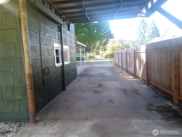 a view of a house with a big yard