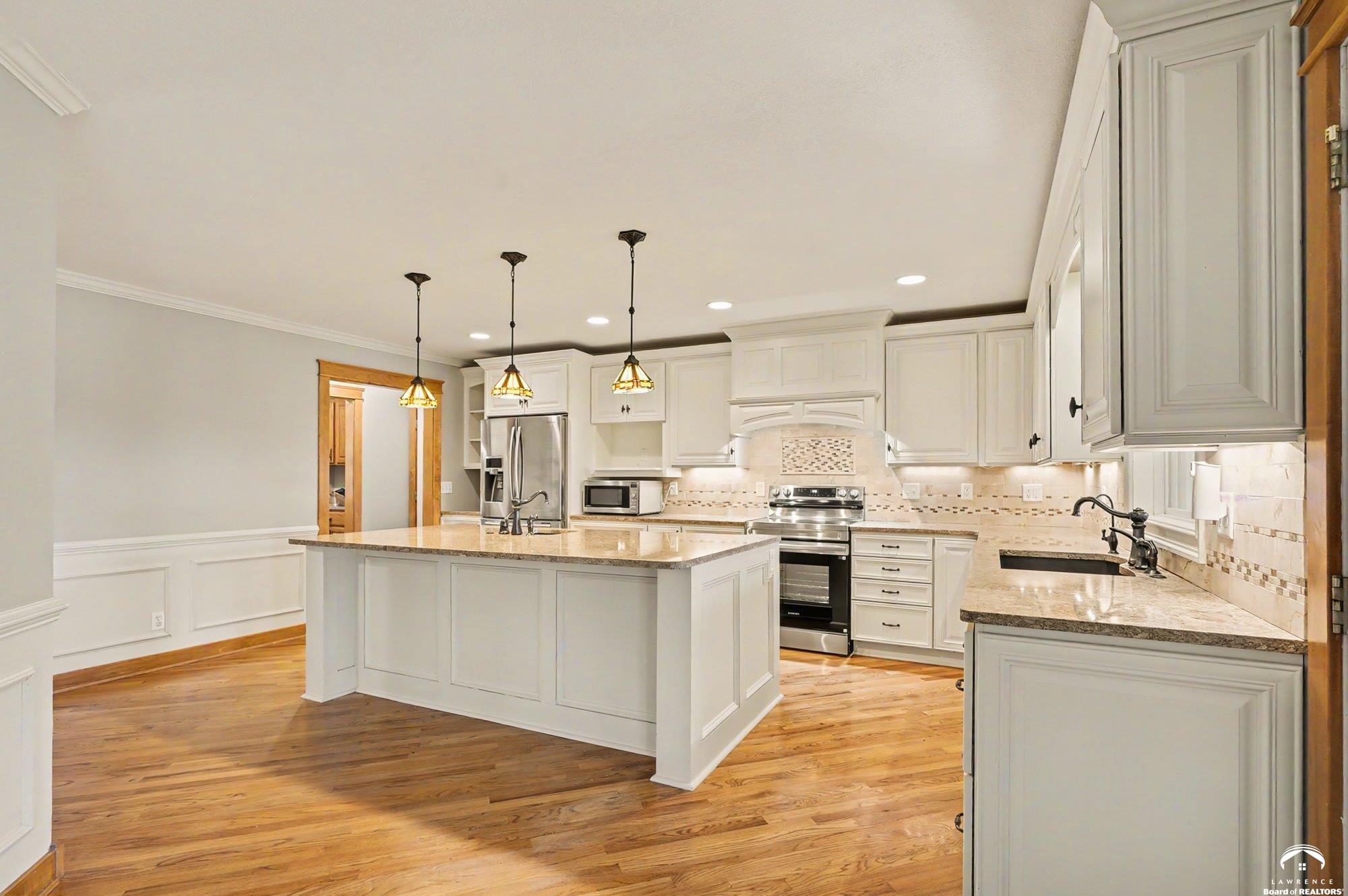 618 East 1714th Road Baldwin City, KS 66006 - Photo 12 of 100