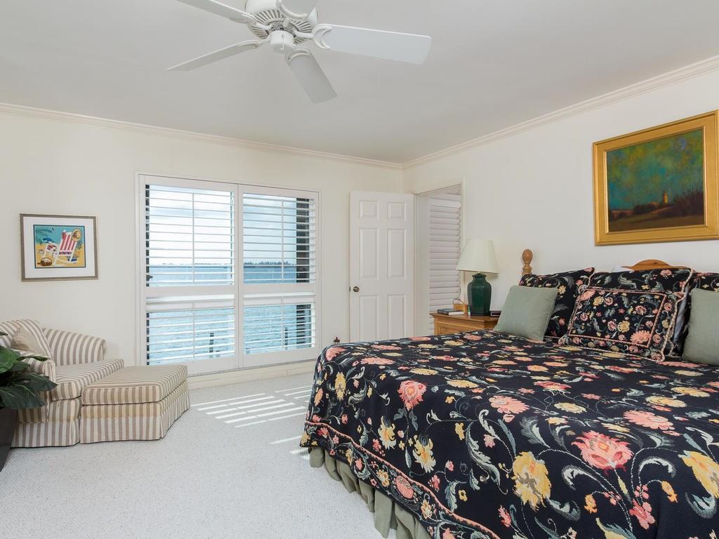 1001 Bay Road, Unit 203 Vero Beach, FL 32963 - Photo 18 of 30 Gallery Image 18