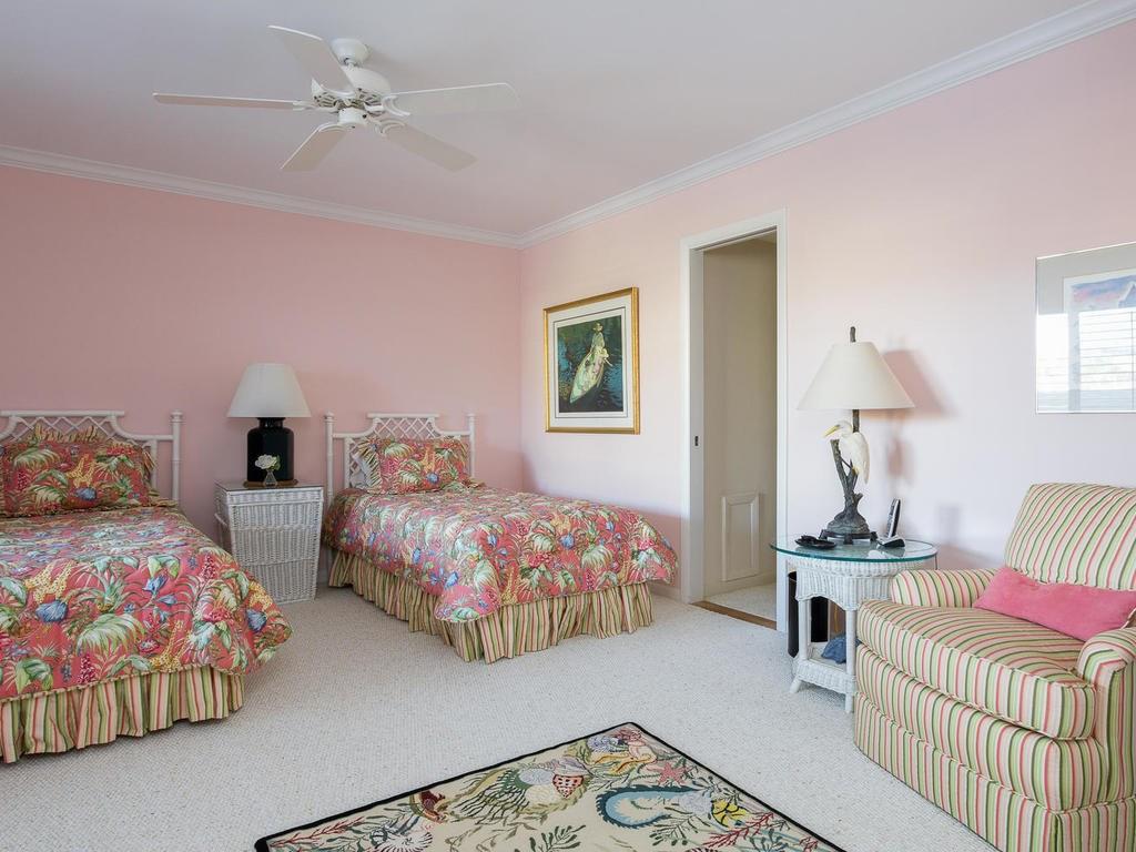 1001 Bay Road, Unit 203 Vero Beach, FL 32963 - Photo 23 of 30 Gallery Image 23