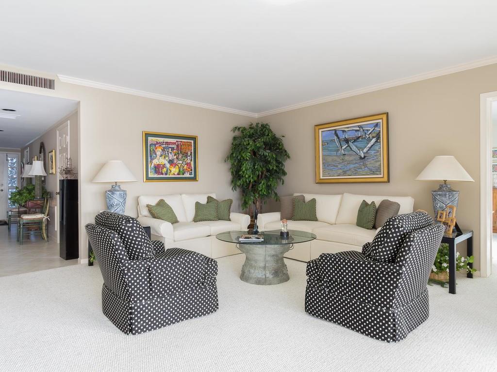 1001 Bay Road, Unit 203 Vero Beach, FL 32963 - Photo 5 of 30 Gallery Image 5