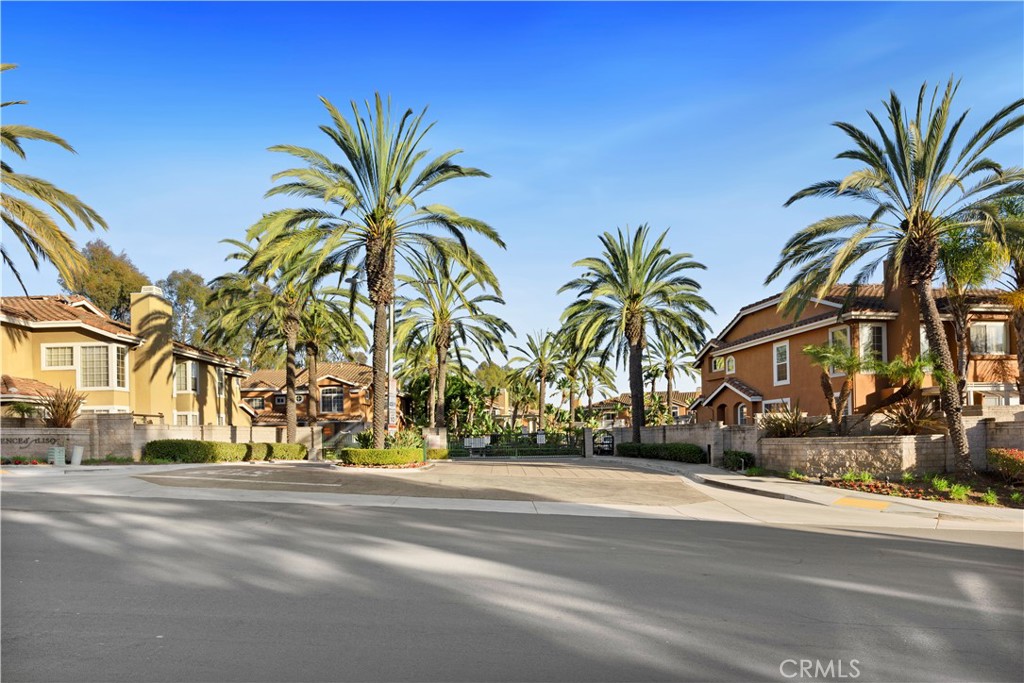 33 Gauguin Circle Aliso Viejo, CA 92656 - Photo 39 of 49 a view of multiple houses with a street